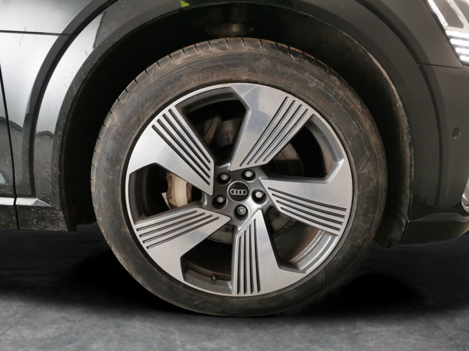 Used Audi e-tron 2023 for sale - 77194007: Photo 30