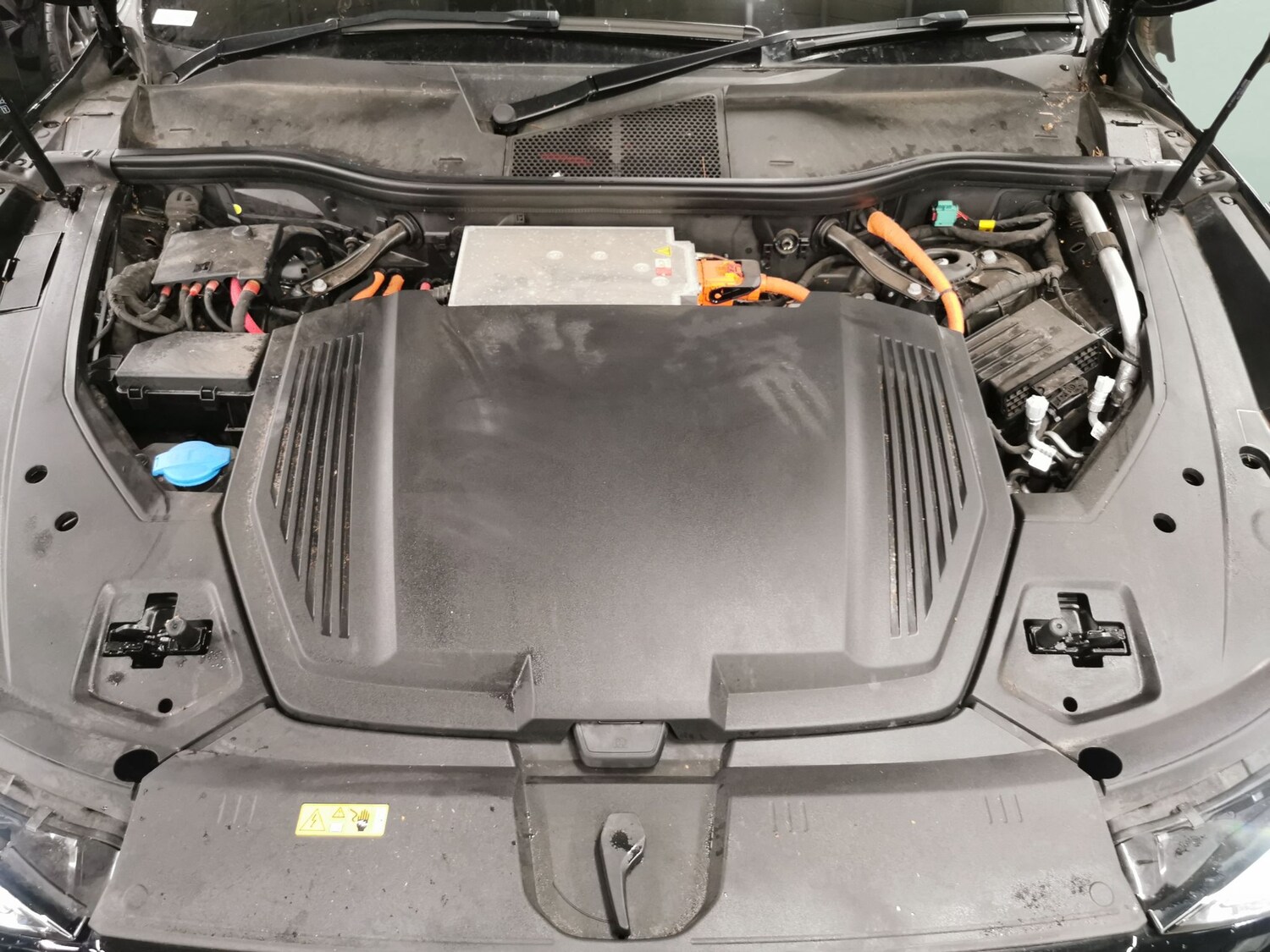 Used Audi e-tron 2023 for sale - 77194007: Photo 38