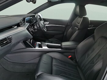 Used Audi e-tron 2023 for sale - 77194007: Photo