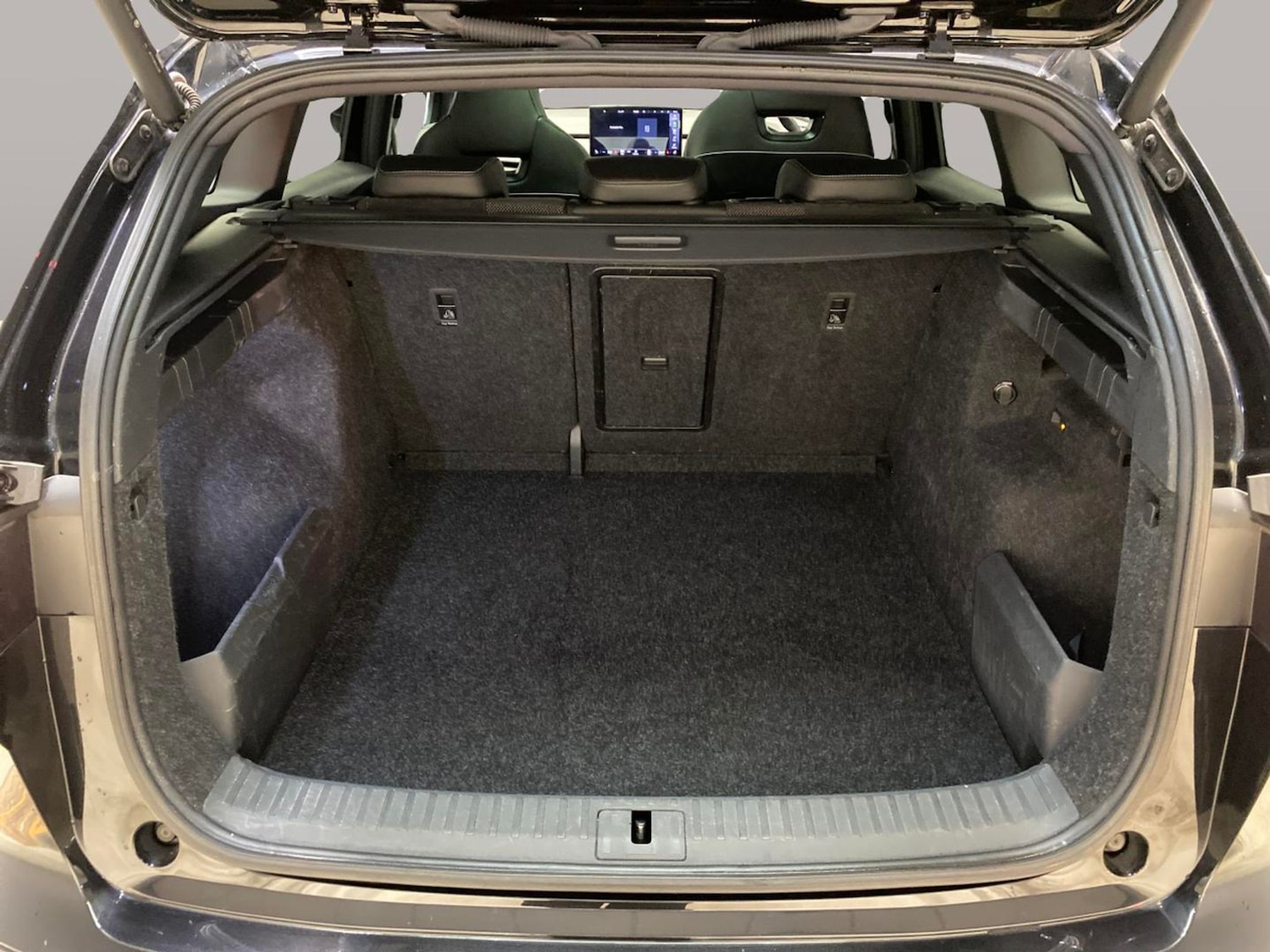 Used Skoda Enyaq 2023 for sale - 78123772: Photo 28