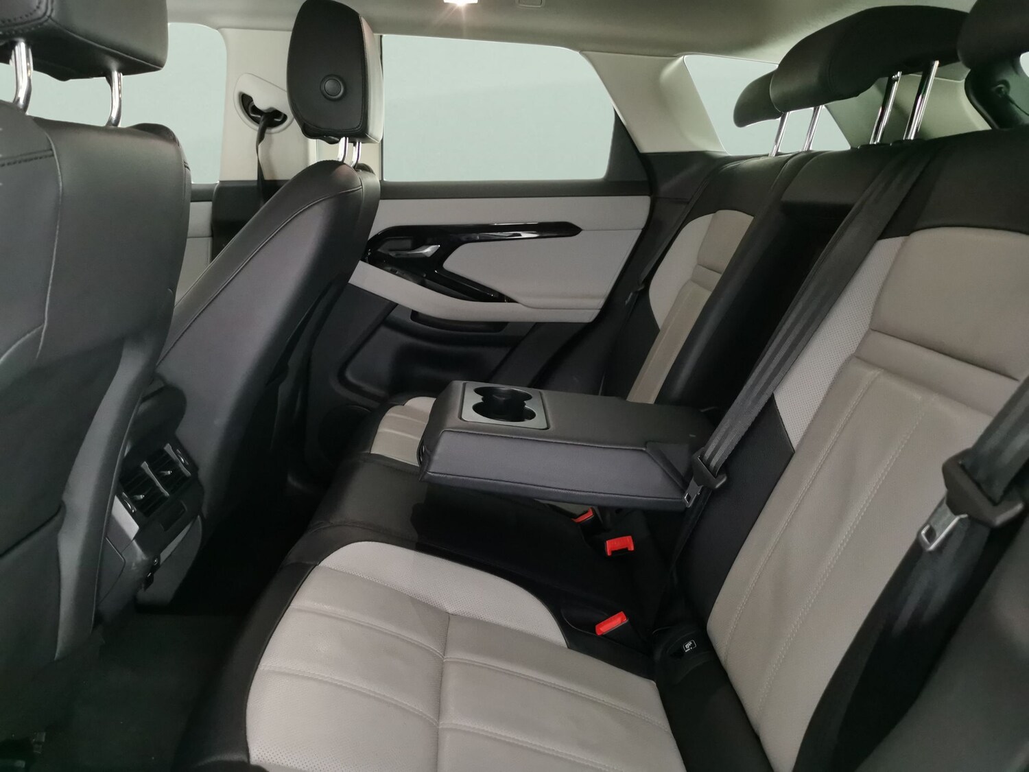 Used Land Rover Range Rover Evoque 2023 for sale - 77711097: Photo 37