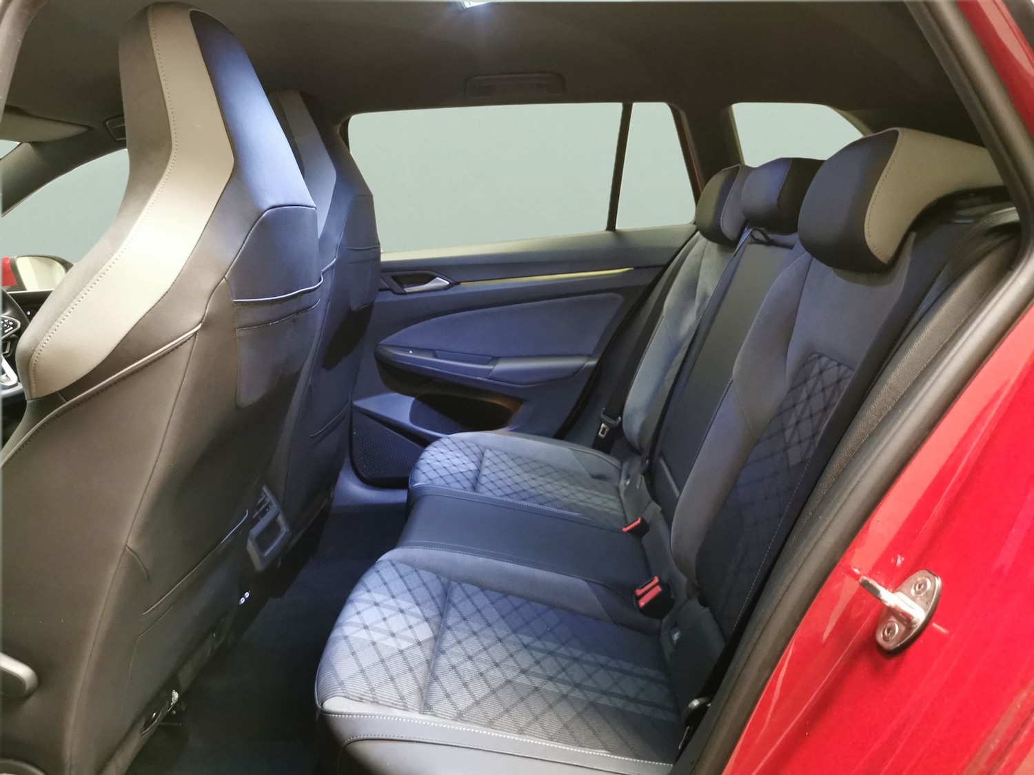 Used Volkswagen Golf 2023 for sale - 77802916: Photo 23