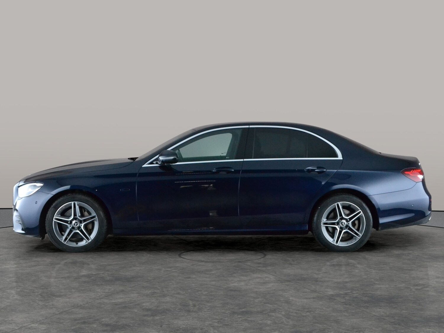 Used Mercedes-Benz E Class 2021 for sale - 77493072: Photo 13