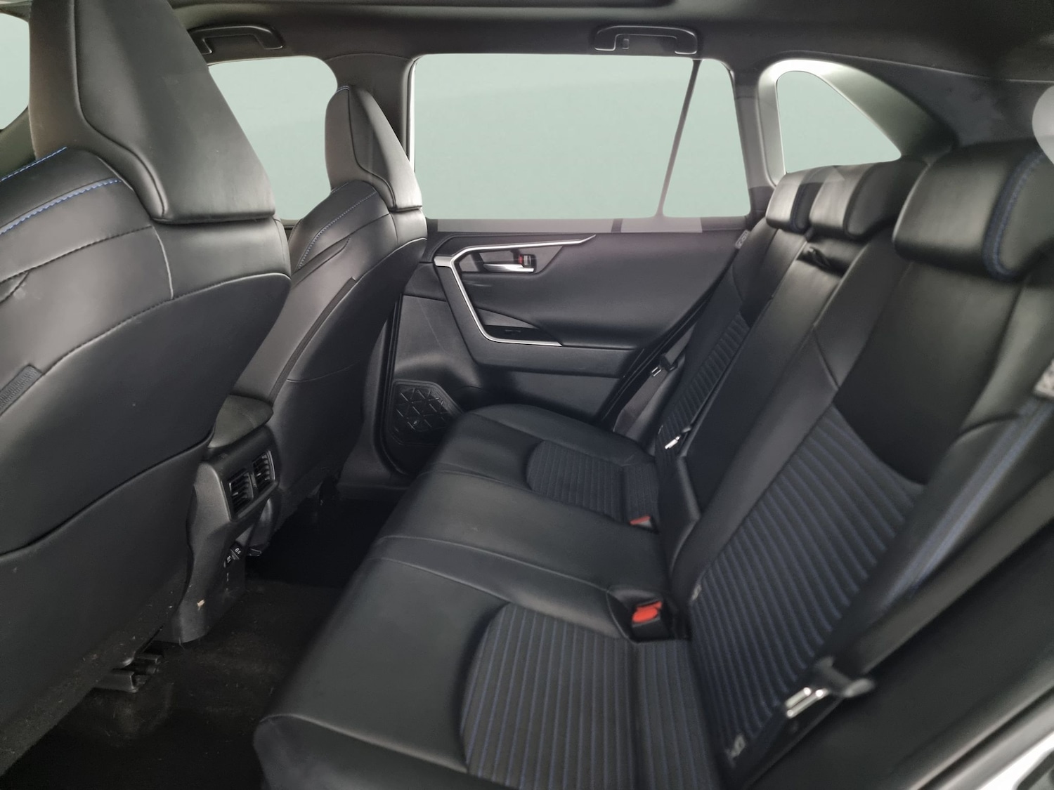 Used Toyota RAV4 2020 for sale - 76384816: Photo 34
