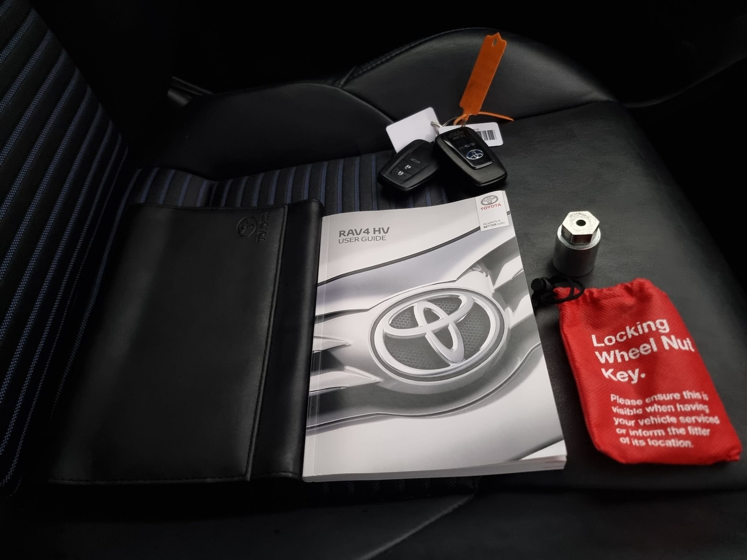 Used Toyota RAV4 2020 for sale - 76384816: Photo 41