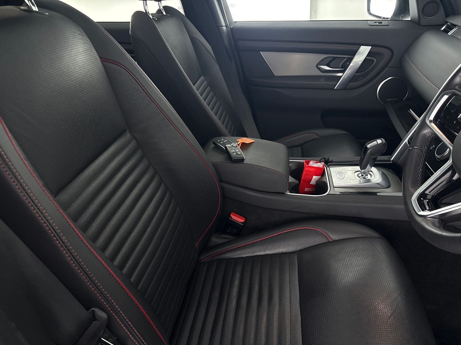 Used Land Rover Discovery Sport 2023 for sale - 77814988: Photo 8