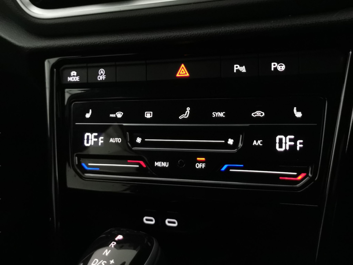 Used Volkswagen T-Roc for sale - 78107890: Photo 19