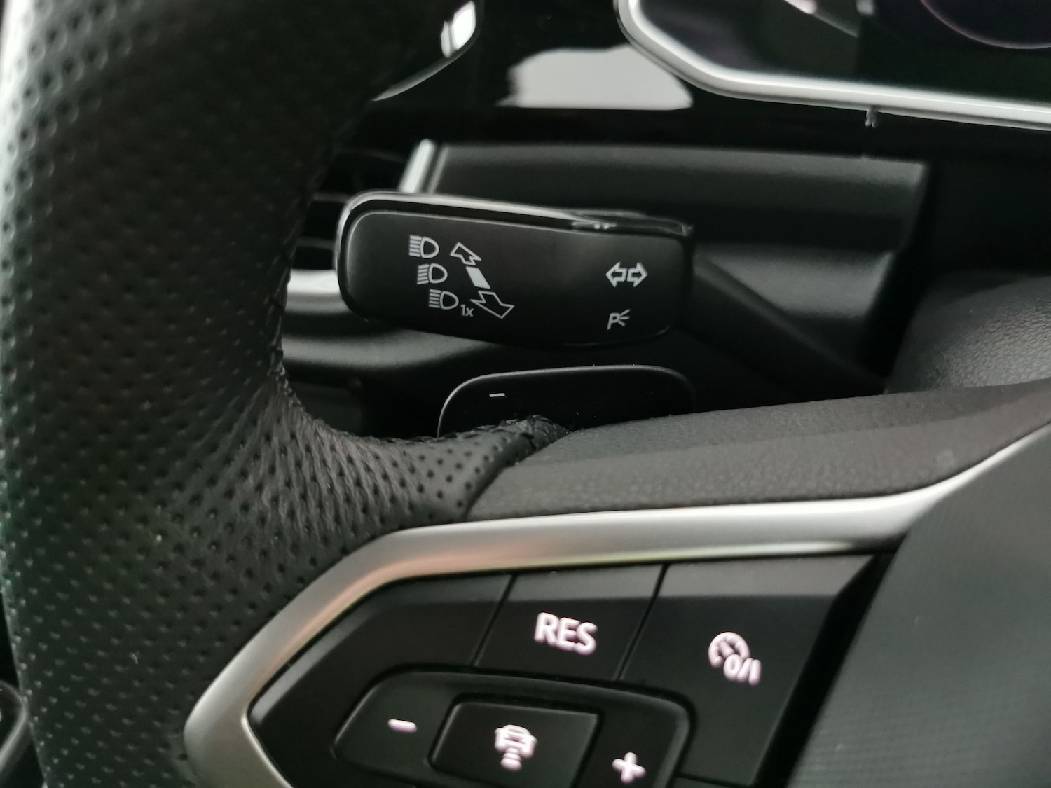 Used Volkswagen T-Roc for sale - 78107890: Photo 22