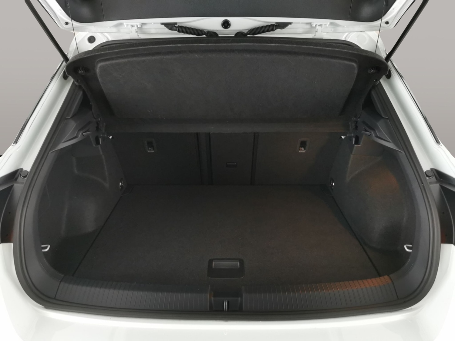 Used Volkswagen T-Roc for sale - 78107890: Photo 37