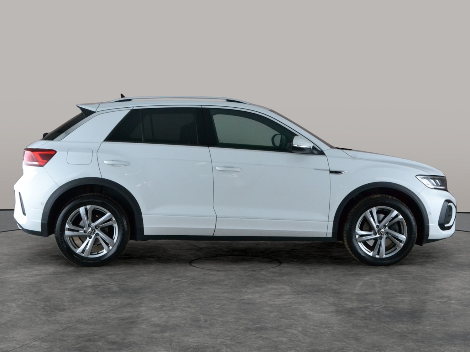 Used Volkswagen T-Roc for sale - 78107890: Photo 8
