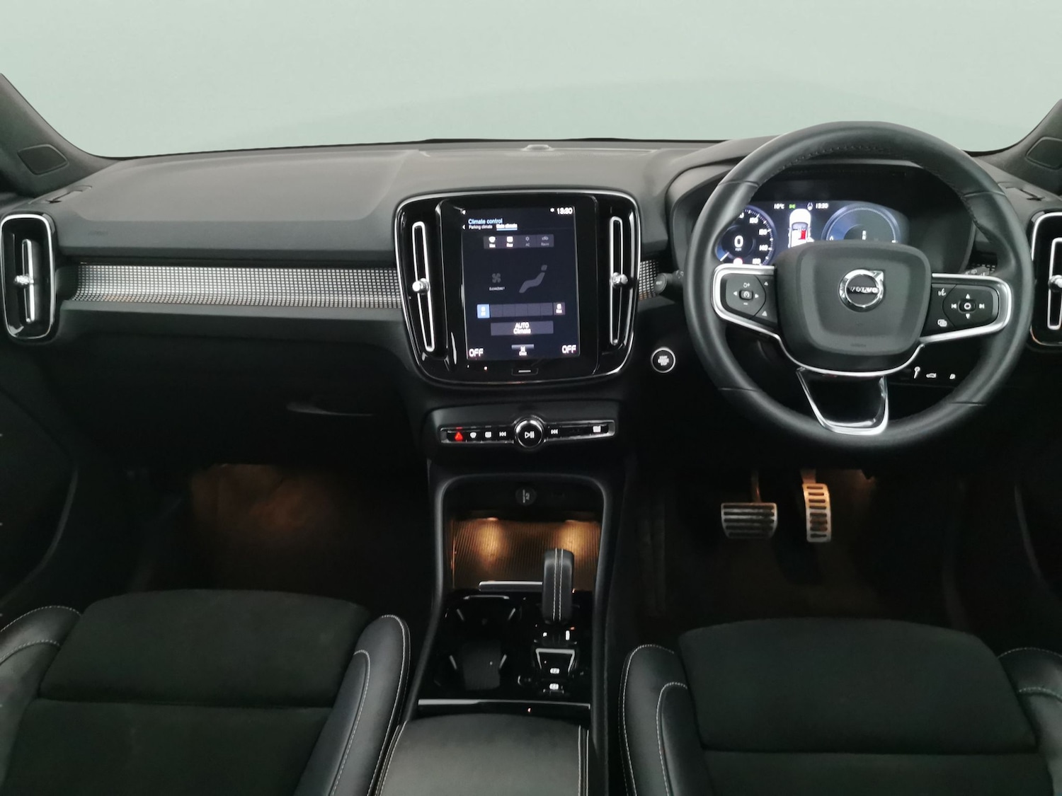 Used Volvo XC40 2021 for sale - 77406752: Photo 6