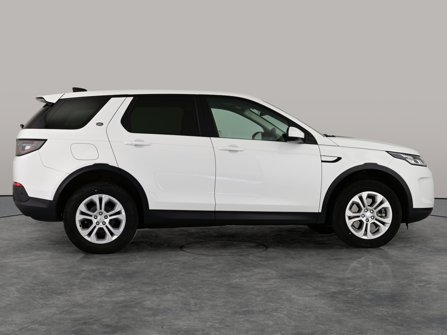 Used Land Rover Discovery Sport 2020 for sale - 77326638: Photo 5