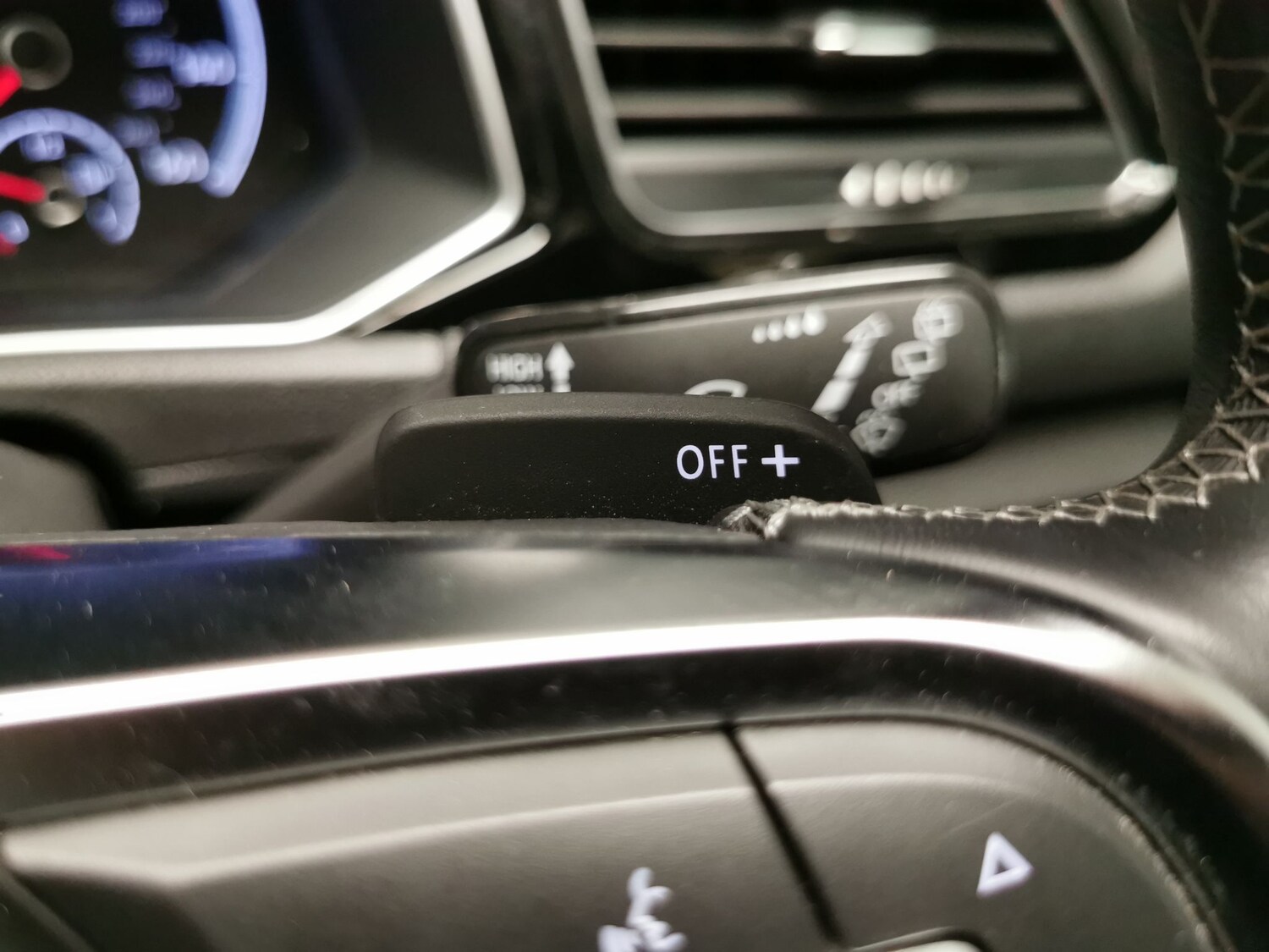 Used Volkswagen T-Roc 2022 for sale - 78037078: Photo 15