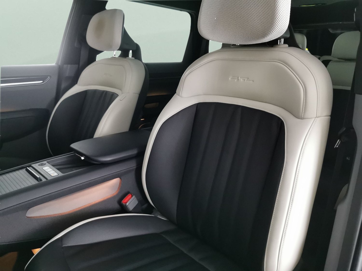 Used Kia EV9 2024 for sale - 77532493: Photo 8