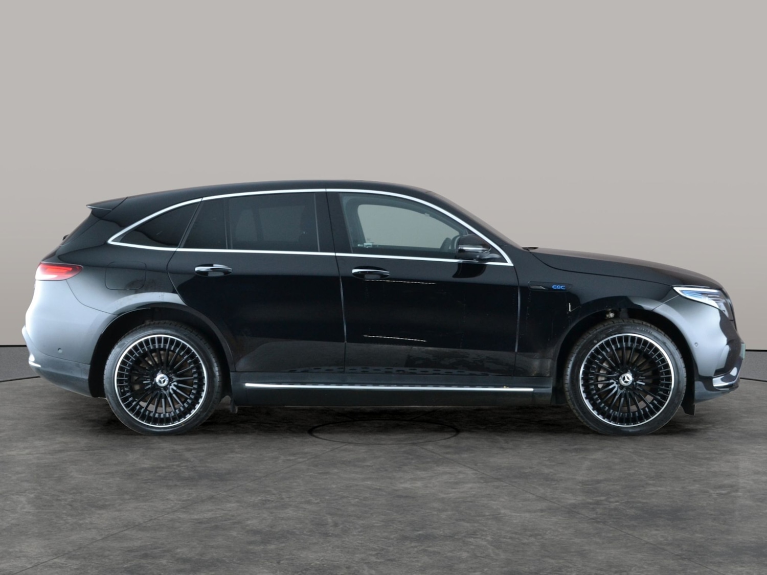 Used Mercedes-Benz EQC 2022 for sale - 77235806: Photo 10