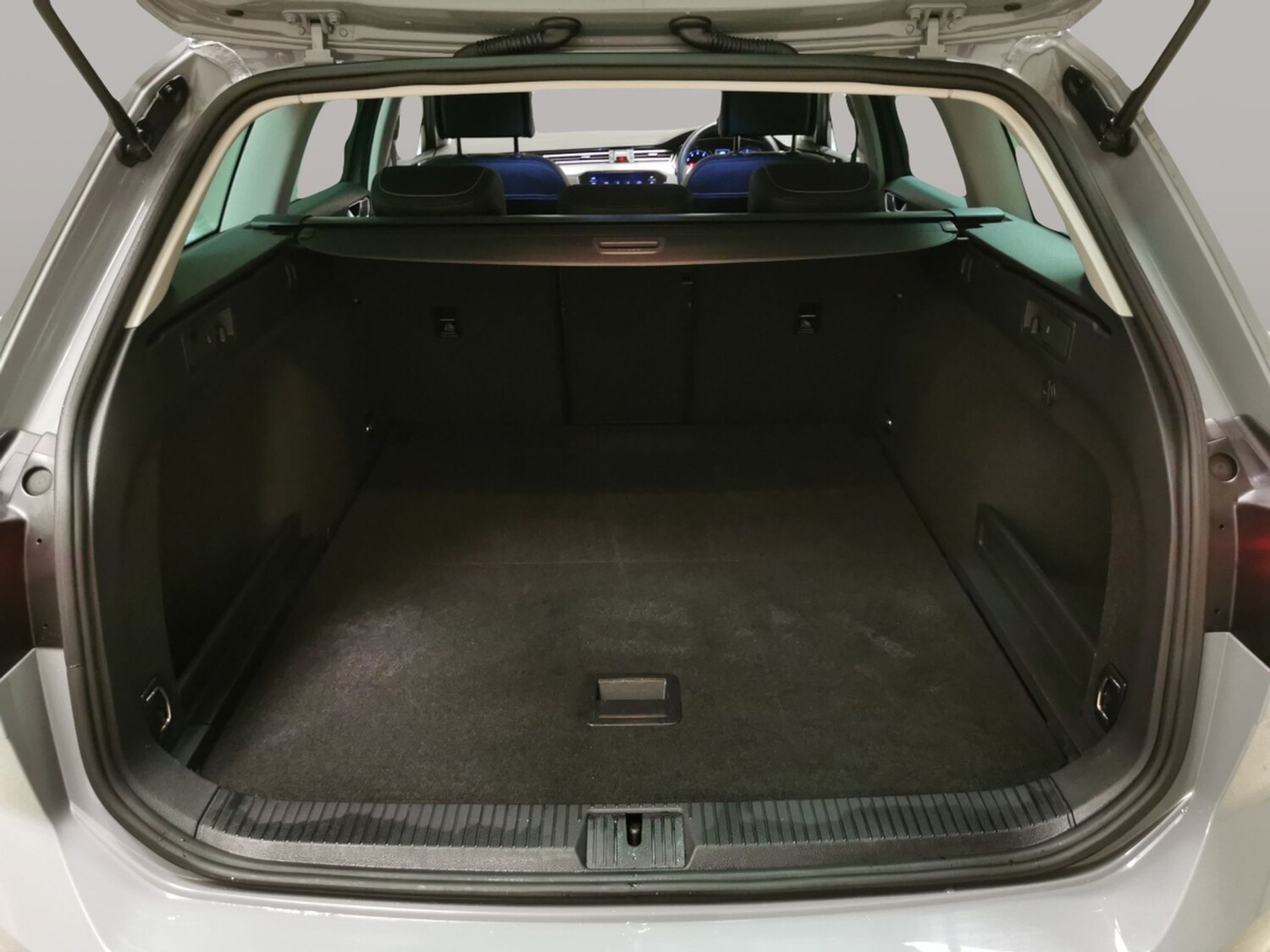 Used Volkswagen Passat 2022 for sale - 77513989: Photo 31