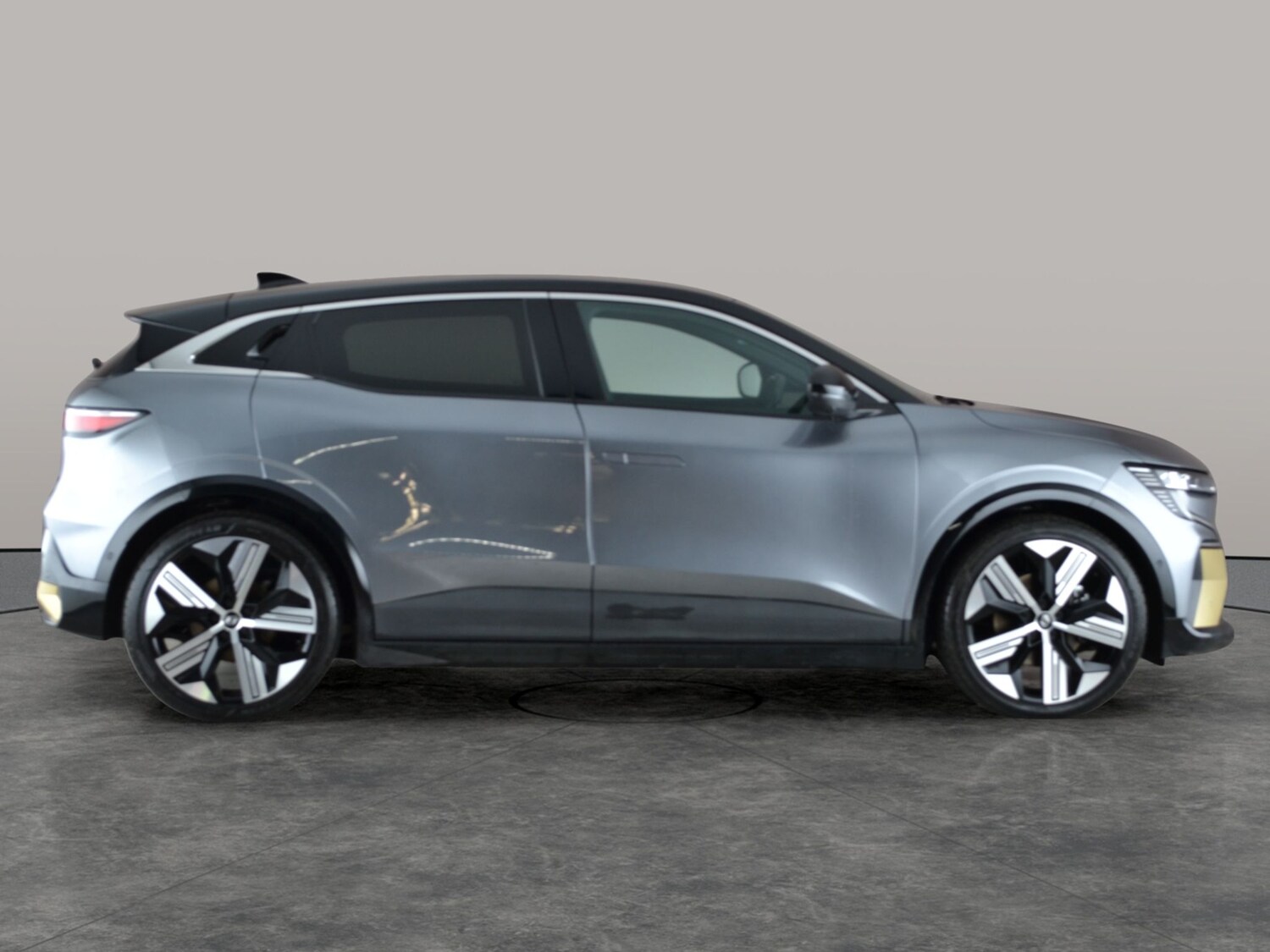 Used Renault Megane E Tech for sale - 76859779: Photo 10