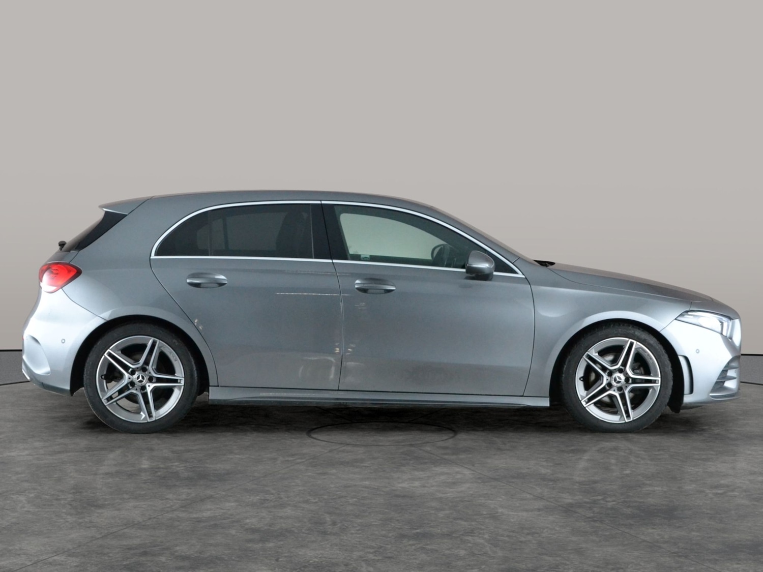 Used Mercedes-Benz A-Class 2020 for sale - 77063689: Photo 9