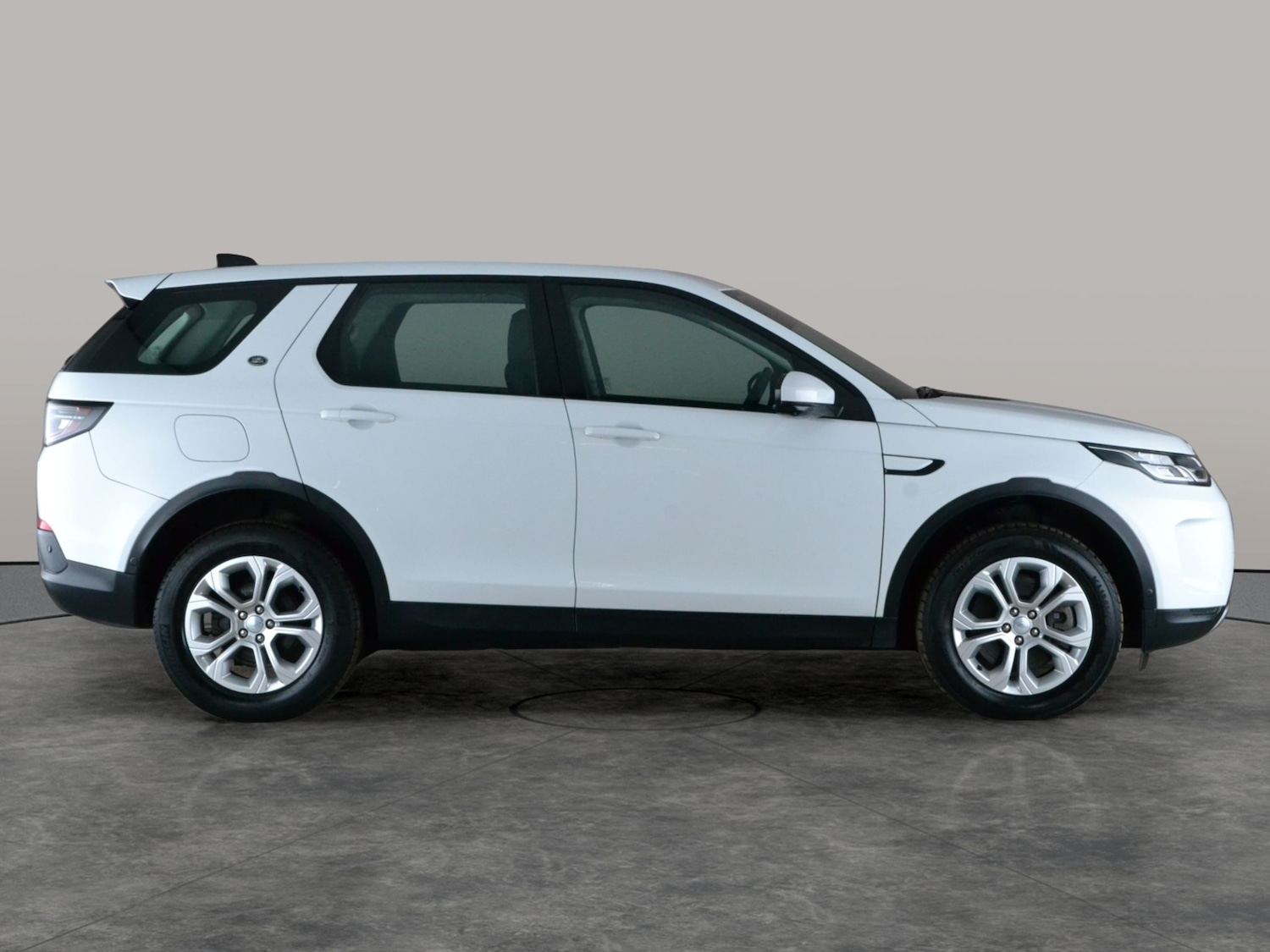 Used Land Rover Discovery Sport 2021 for sale - 78142067: Photo 10