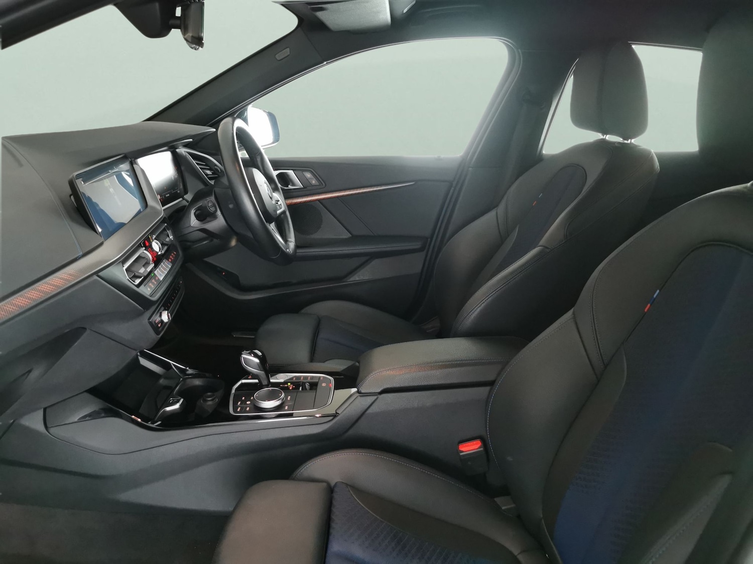 Used BMW 1 Series 2024 for sale - 78025435: Photo 4