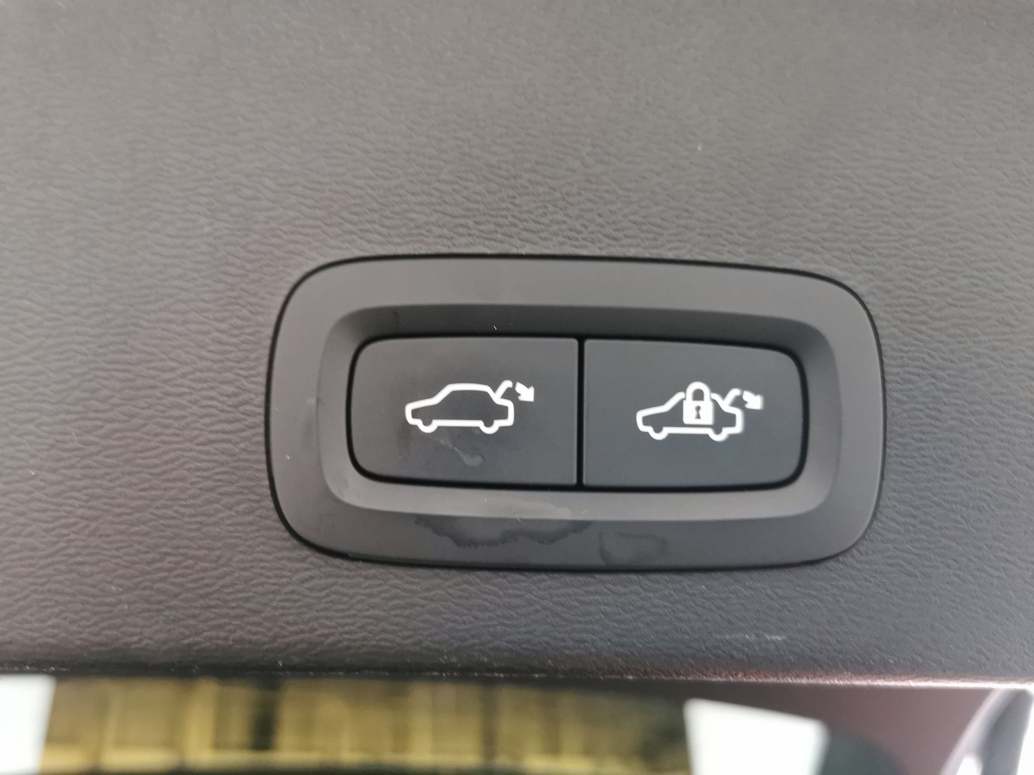 Used Volvo XC40 2023 for sale - 77283441: Photo 14