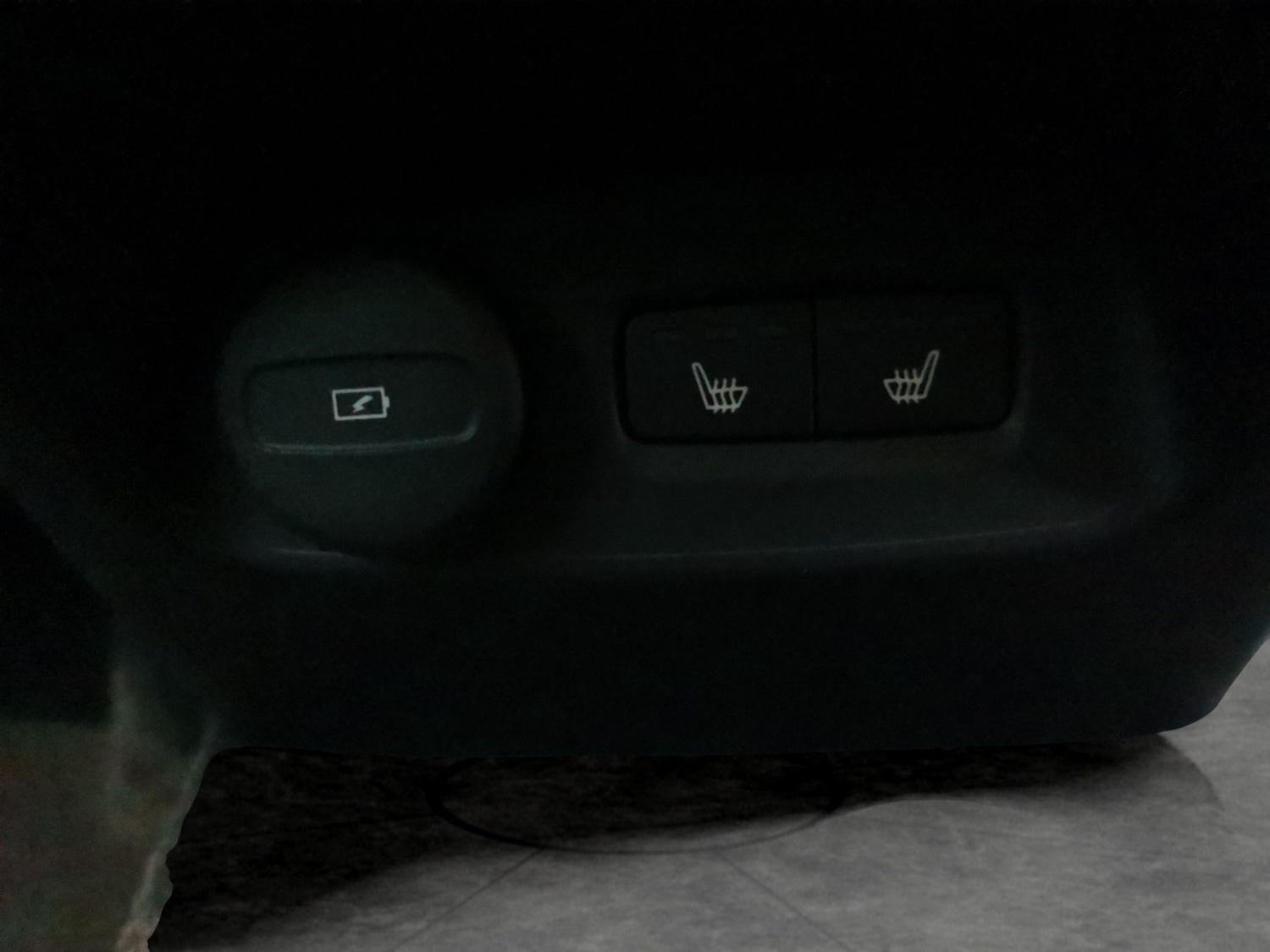 Used Volvo XC40 2023 for sale - 77283441: Photo 16