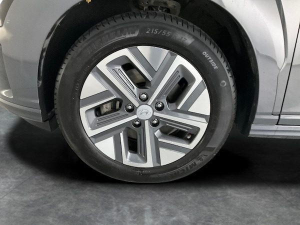 Used Hyundai KONA 2023 for sale - 76271675: Photo 34