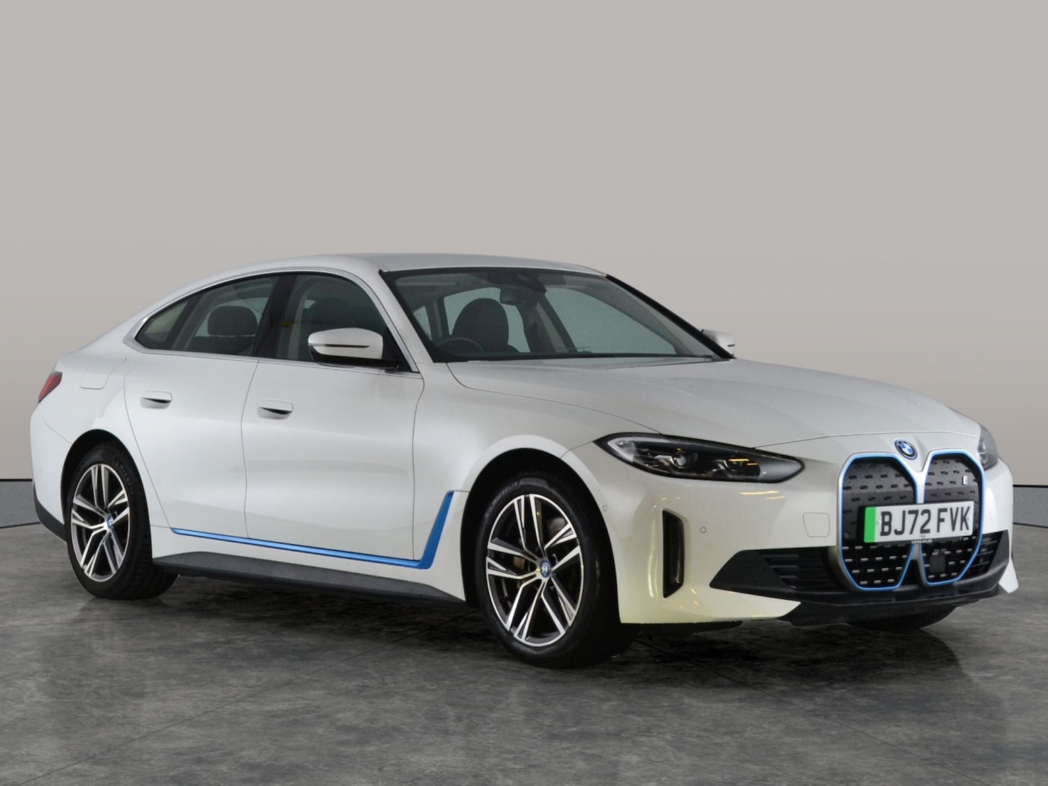 Used BMW i4 2022 for sale - 76980657: Photo 13