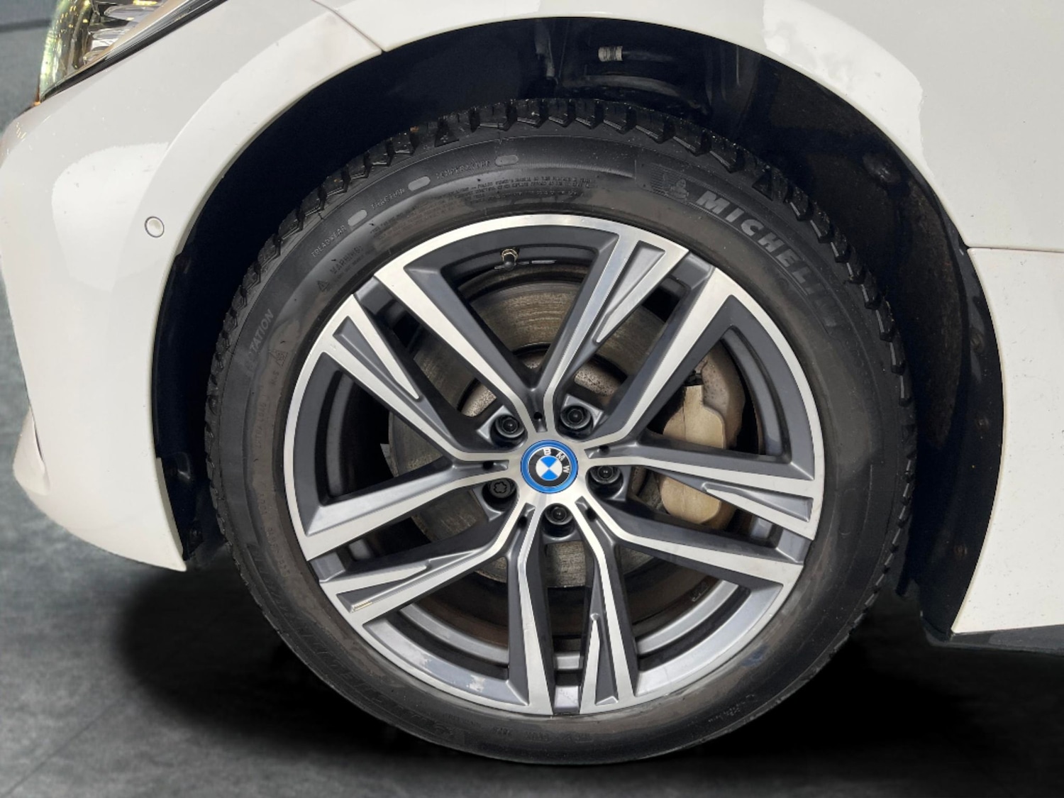 Used BMW i4 2022 for sale - 76980657: Photo 22