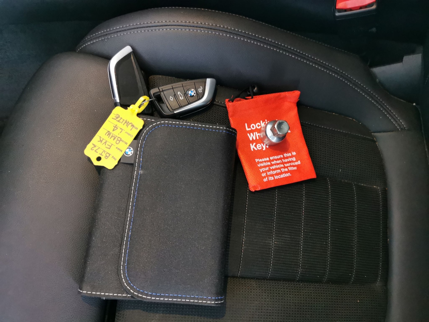 Used BMW i4 2022 for sale - 76980657: Photo 31