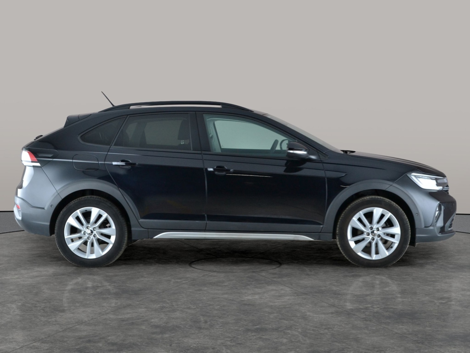 Used Volkswagen Taigo 2023 for sale - 77058072: Photo 8