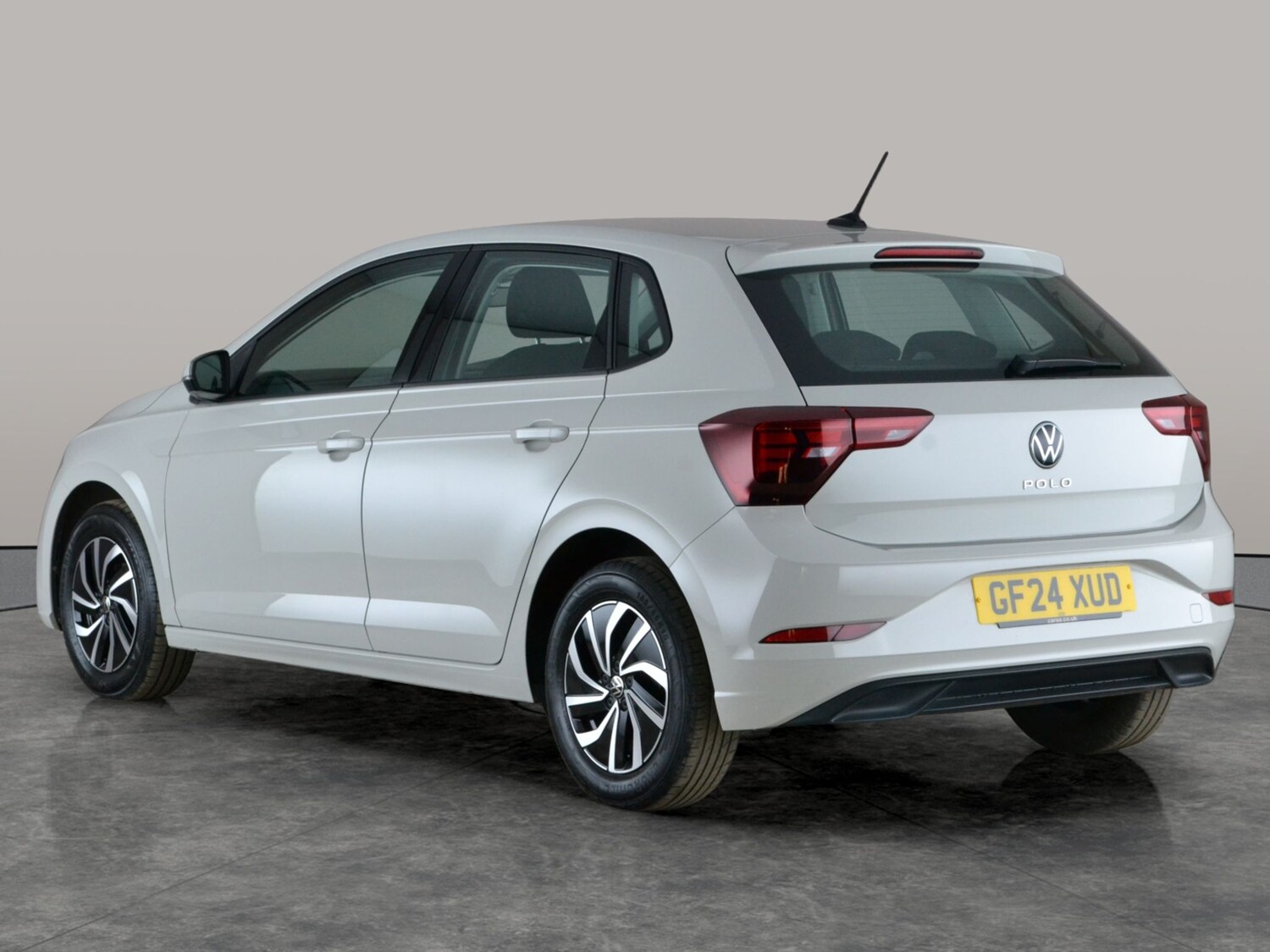 Used Volkswagen Polo 2024 for sale - 77974357: Photo 10