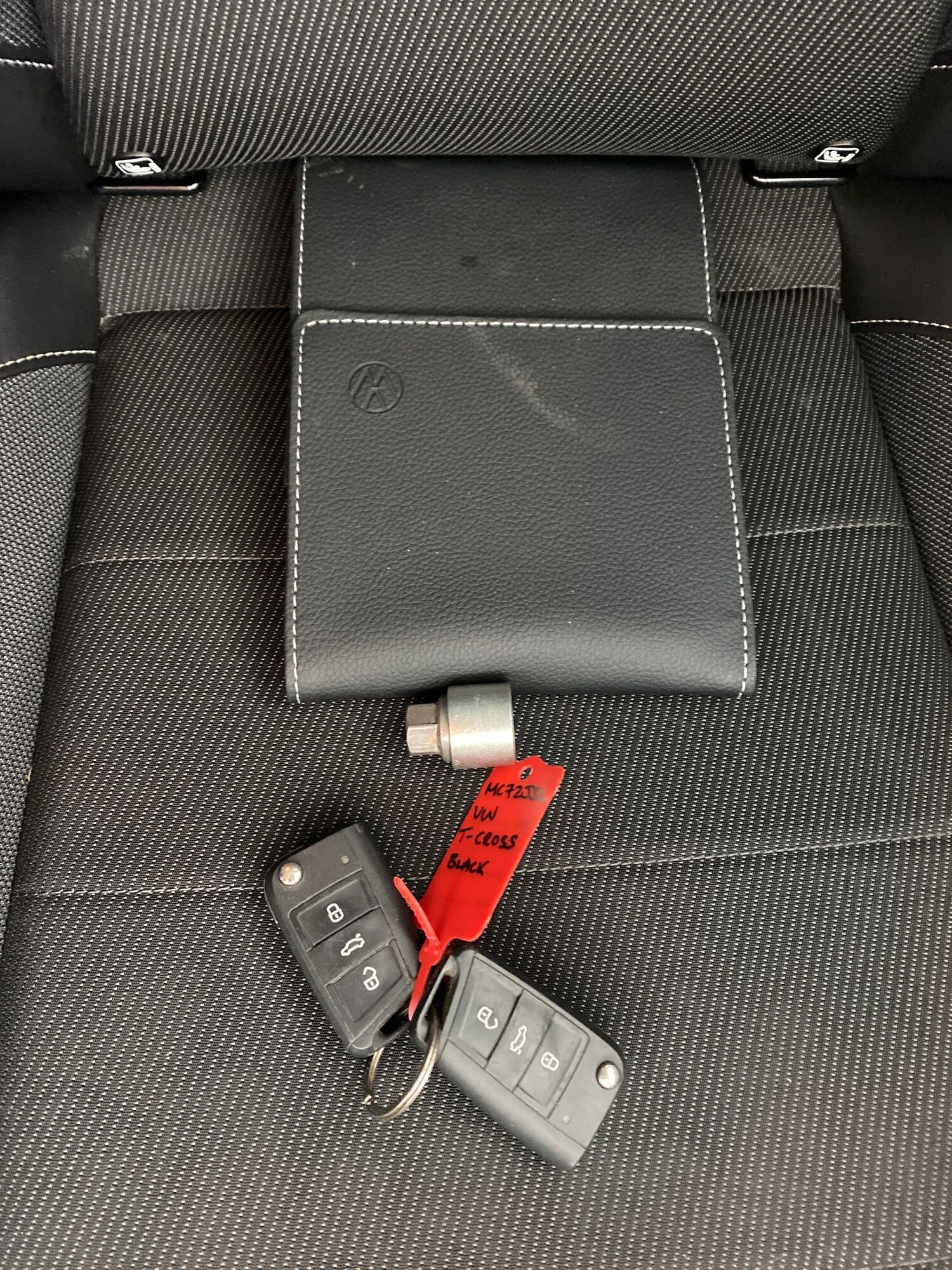 Used Volkswagen T-Cross 2023 for sale - 77679206: Photo 24