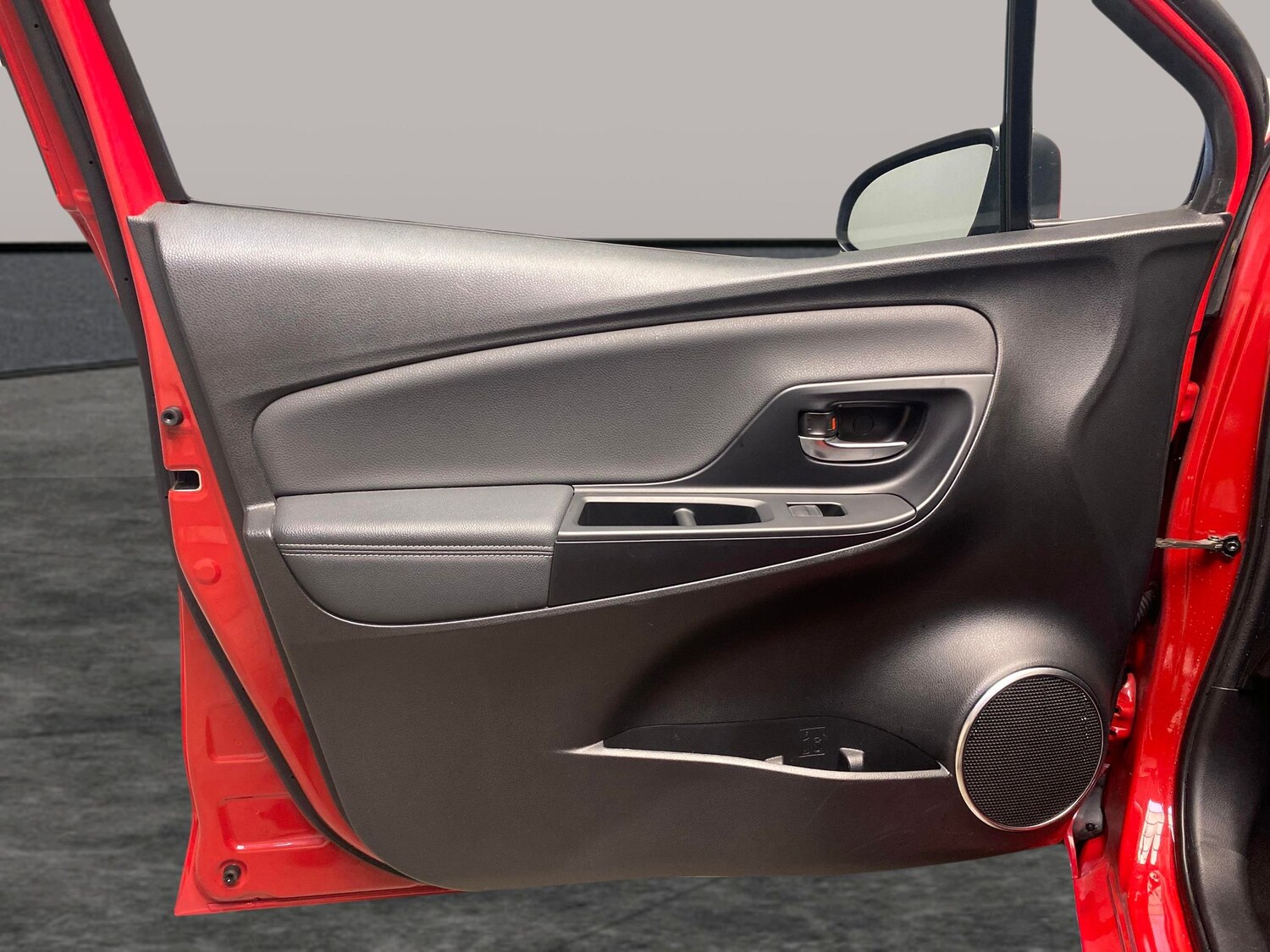 Used Toyota Yaris 2019 for sale - 78061745: Photo 22