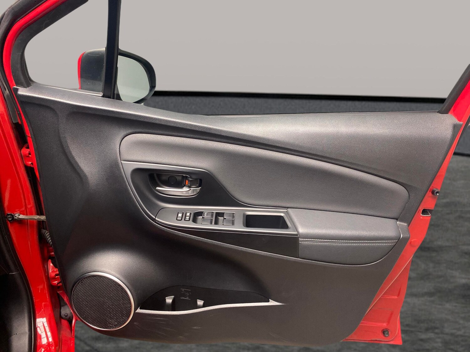 Used Toyota Yaris 2019 for sale - 78061745: Photo 25