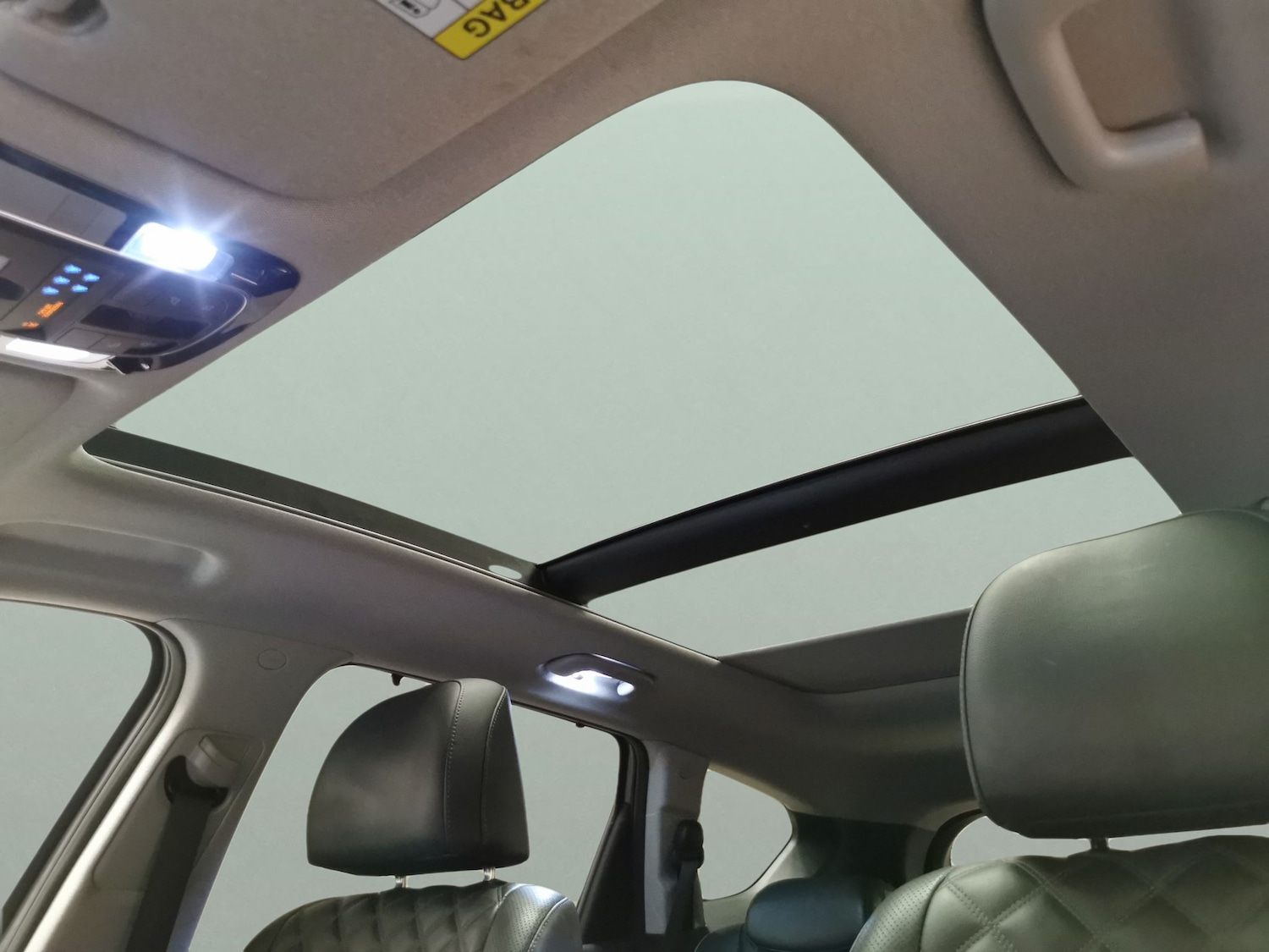 Used Hyundai Santa Fe 2023 for sale - 77799987: Photo 5