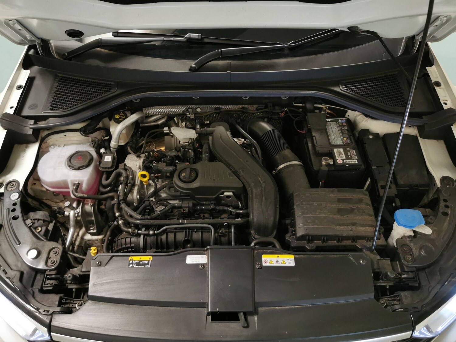 Used Volkswagen T-Roc 2023 for sale - 77756870: Photo 27