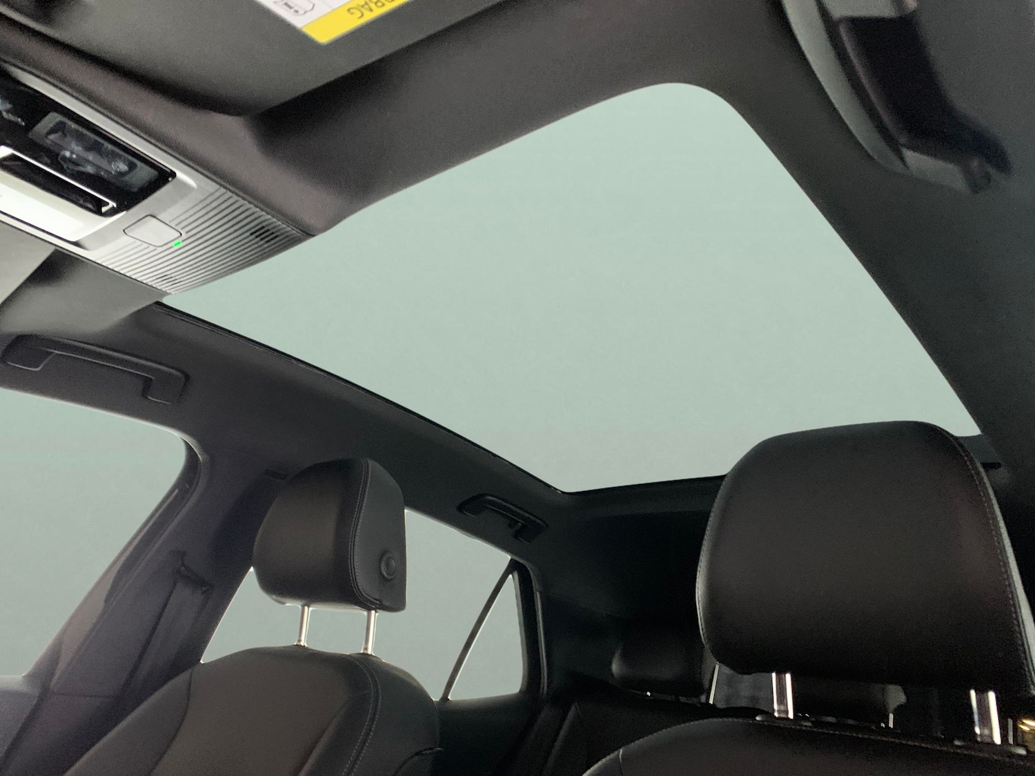 Used Volkswagen ID.3 2022 for sale - 77043456: Photo 5