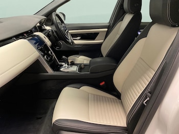 Used Land Rover Discovery Sport 2023 for sale - 78252508: Photo