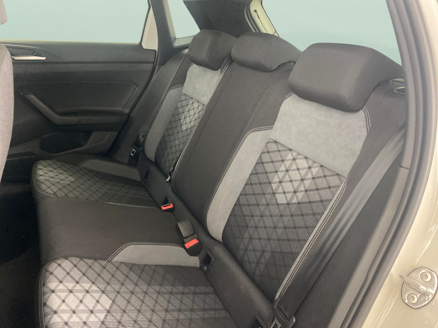 Used Volkswagen Polo 2023 for sale - 77274500: Photo 25