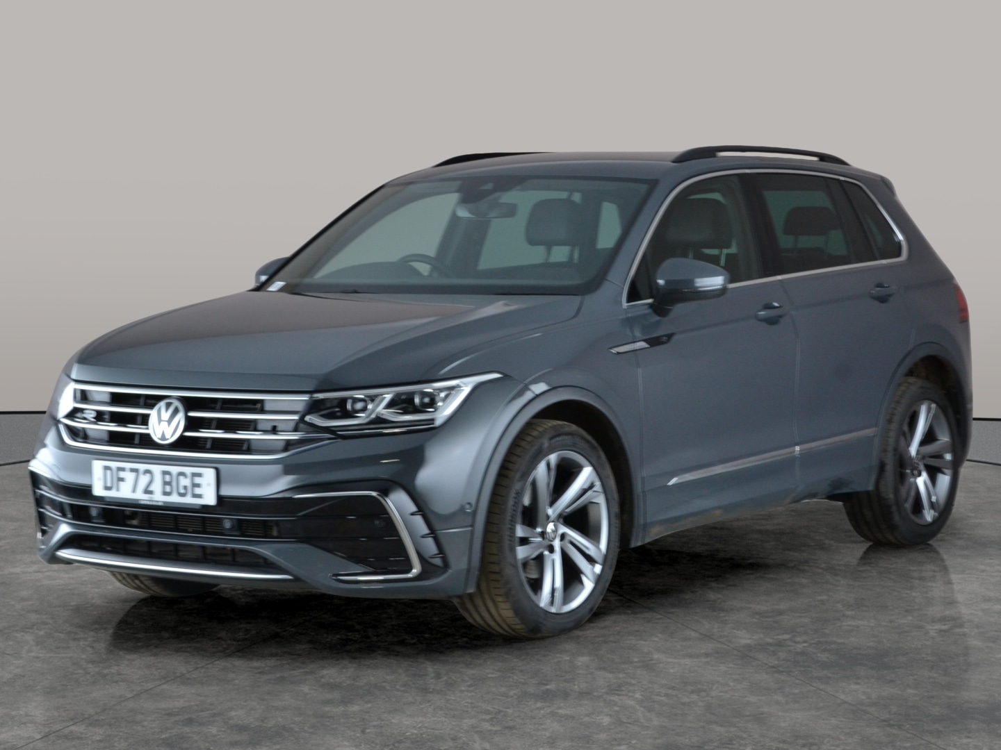 Used Volkswagen Tiguan 2022 for sale - 77058652: Photo 1