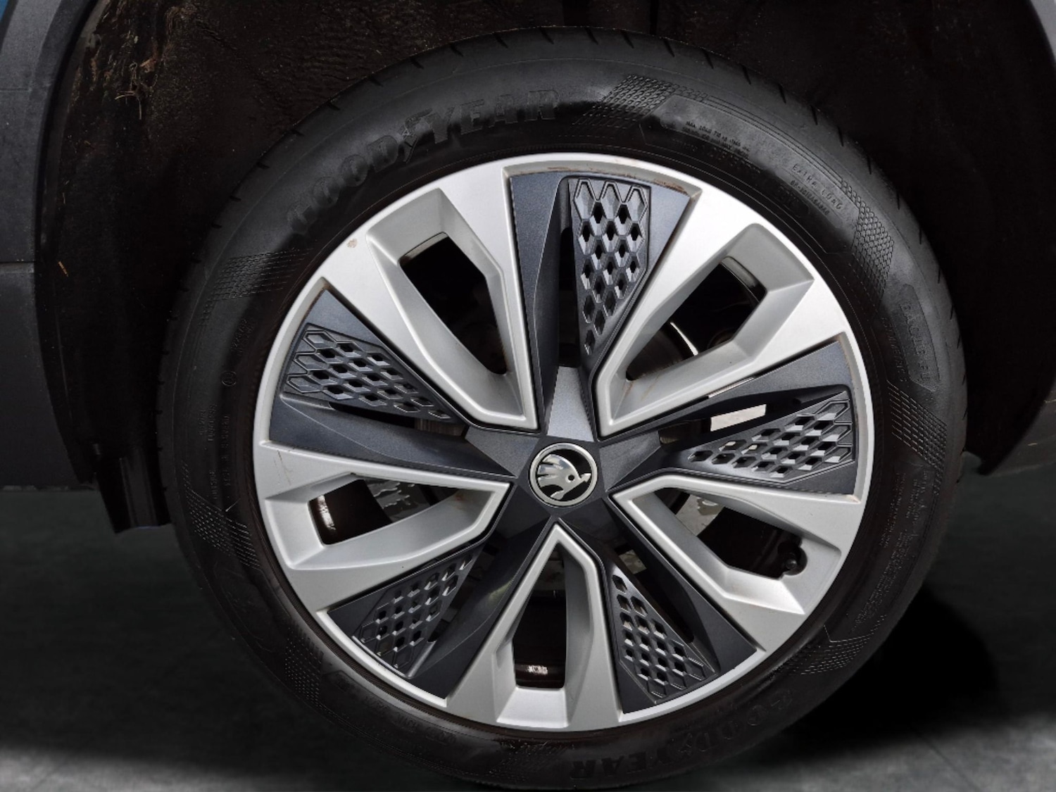 Used Skoda Karoq 2023 for sale - 77846188: Photo 25