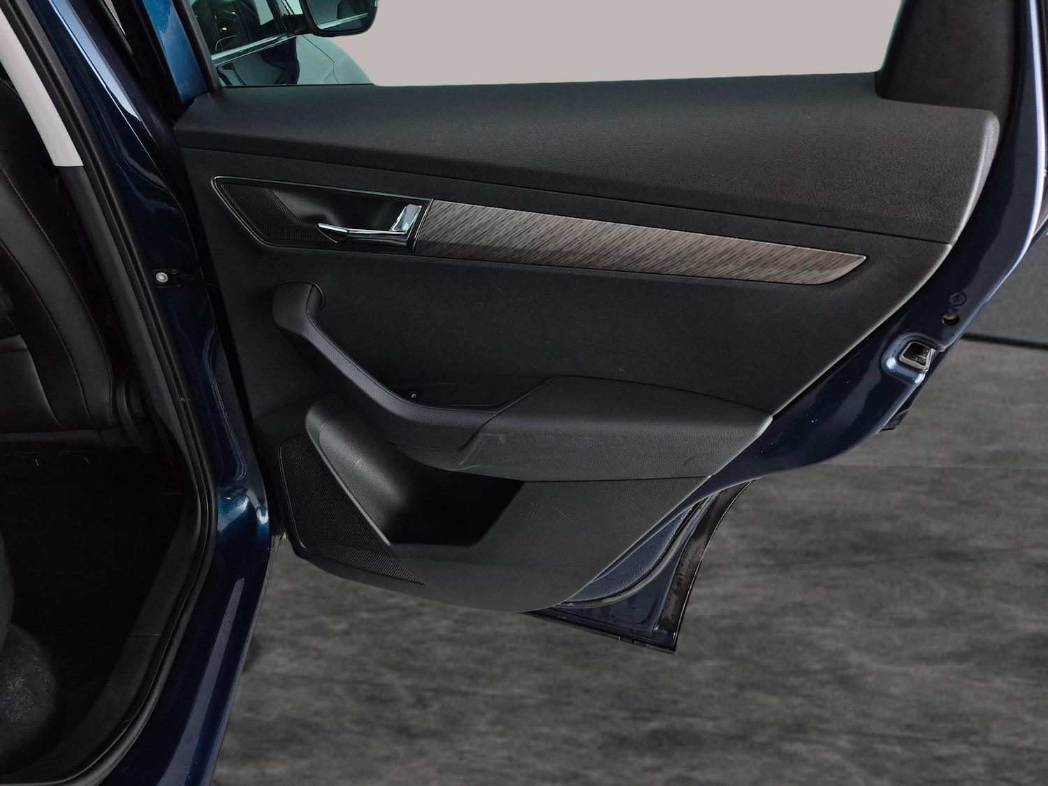 Used Skoda Karoq 2023 for sale - 77846188: Photo 31