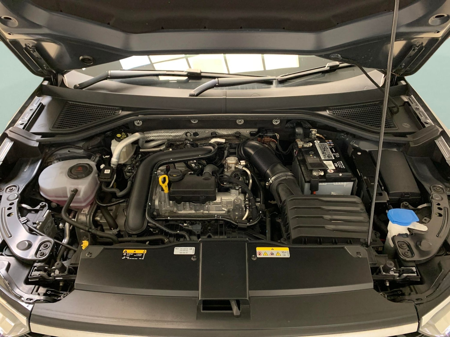 Used Volkswagen T-Roc 2023 for sale - 77167433: Photo 33