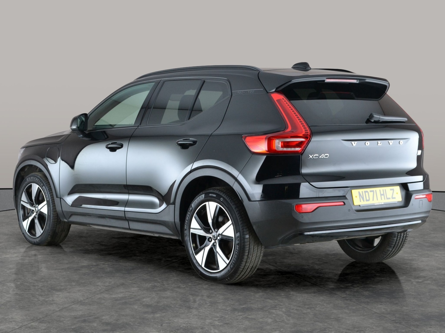 Used Volvo XC40 for sale - 77475357: Photo 11