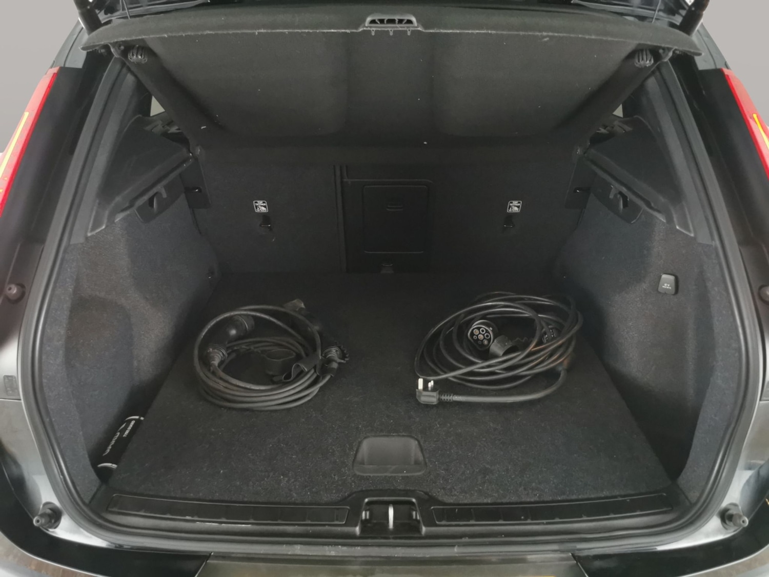 Used Volvo XC40 for sale - 77475357: Photo 31