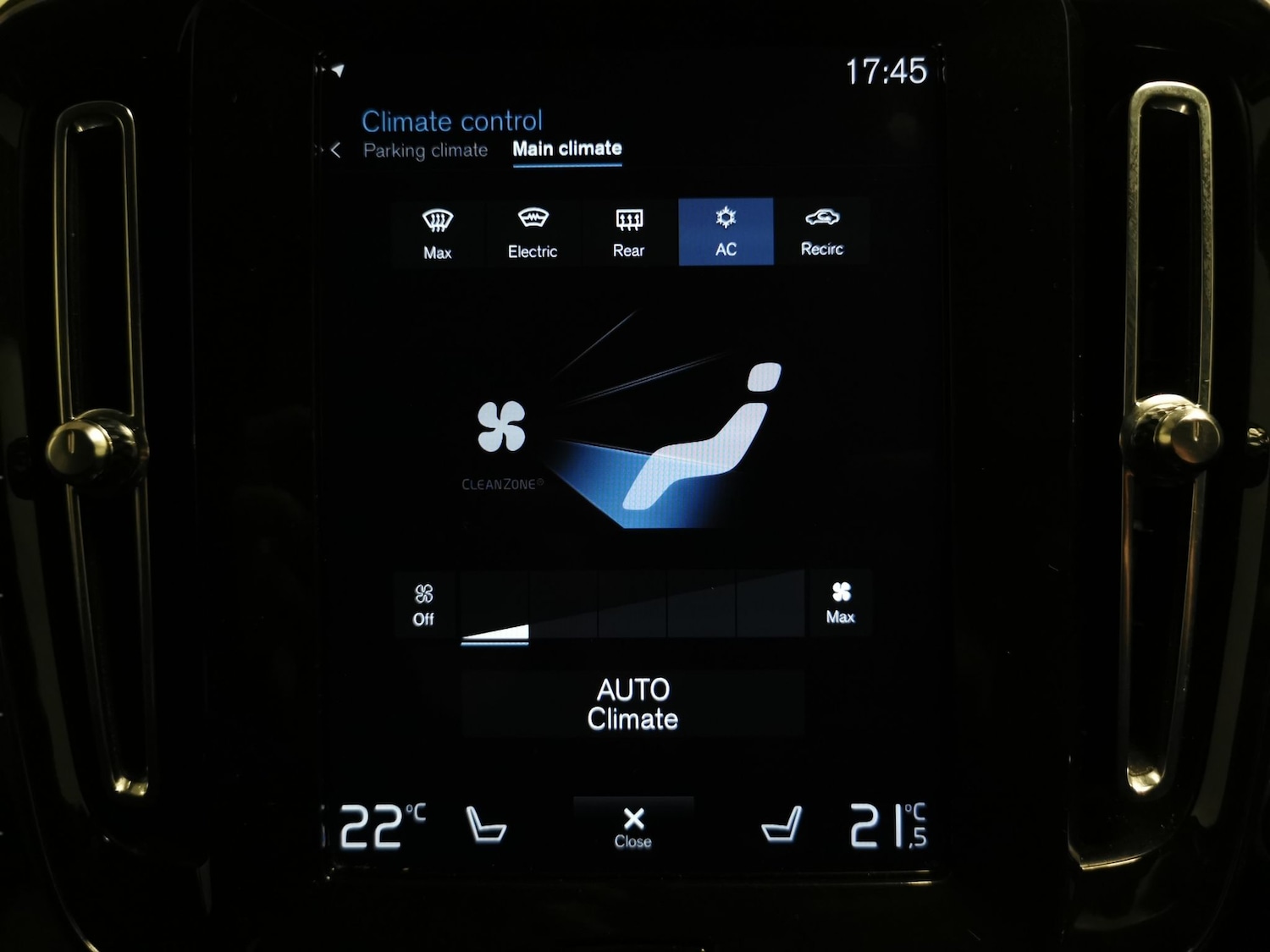 Used Volvo XC40 2020 for sale - 76704249: Photo 14