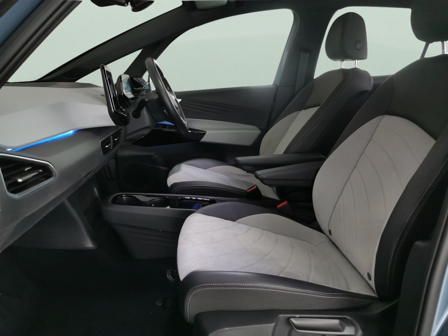 Used Volkswagen ID.3 2023 for sale - 77911692: Photo 4