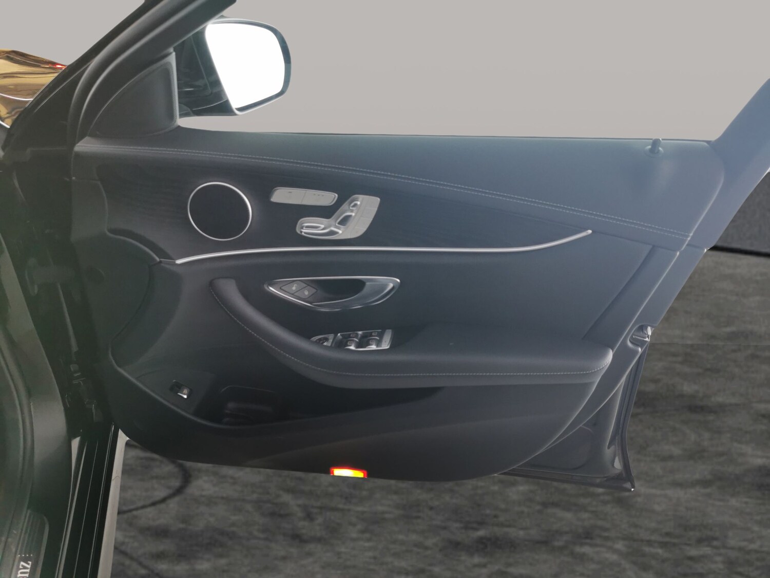 Used Mercedes-Benz E Class 2020 for sale - 77569899: Photo 32