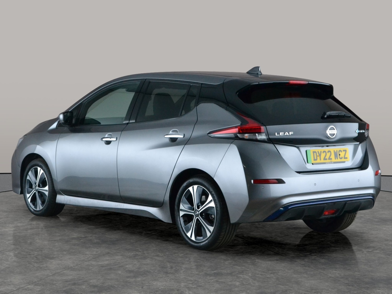 Used Nissan Leaf 2022 for sale - 77799935: Photo 13